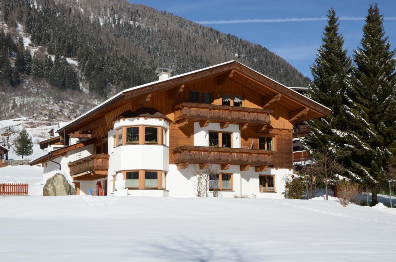 Haus Salchner Apartment Neustift im Stubaital Luaran gambar